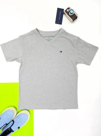 Camiseta Tommy Hilfiger para niño color gris