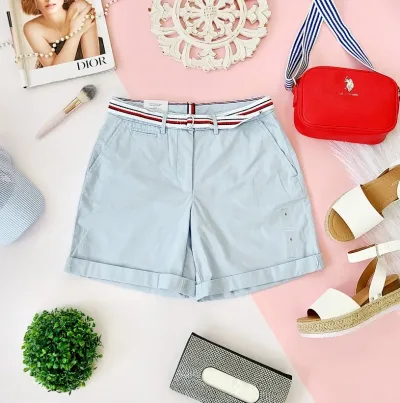 Short Tommy Hilfiger para dama color celeste