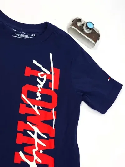 Camiseta Tommy Hilfiger para niño color azul