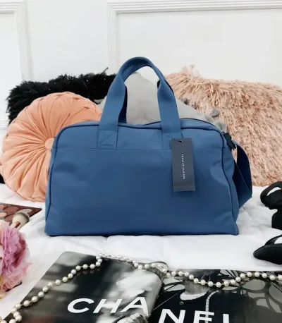 Bolso Tommy Hilfiger para dama color razul