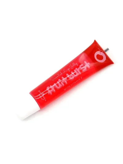 Brillo de labios color rojo