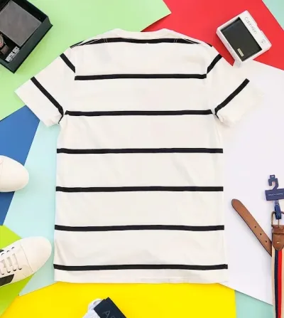 Camiseta Hollister para caballero diseño a rayas