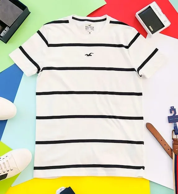 Camiseta Hollister para caballero diseño a rayas
