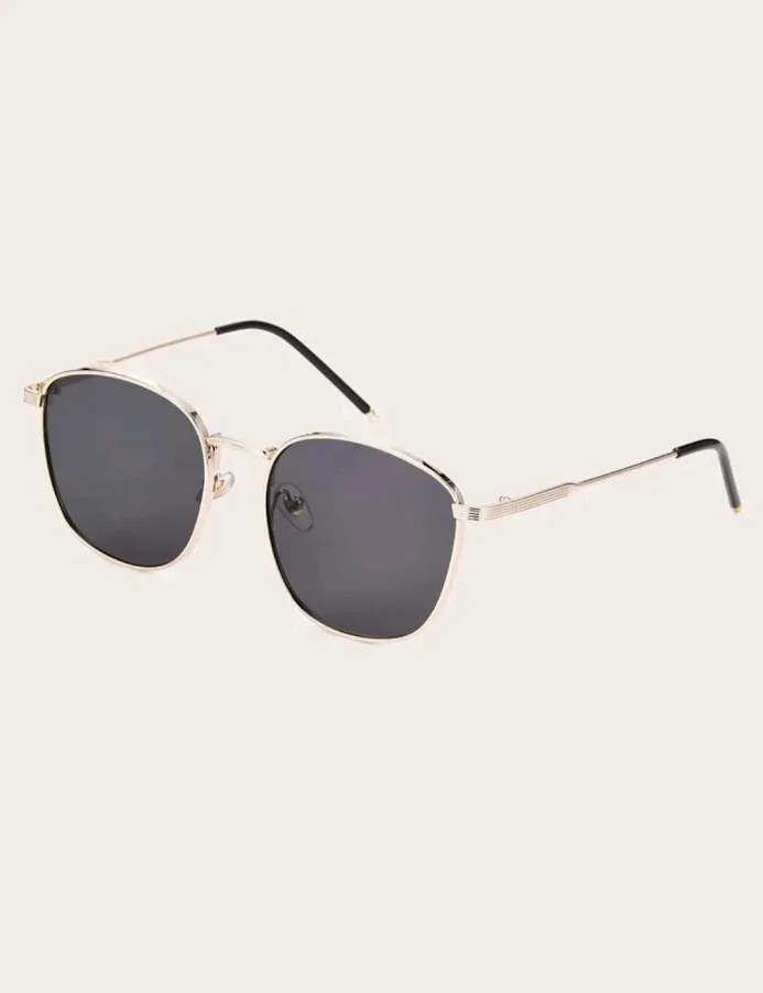 Lentes para caballero color negro con detalle dorados #1575