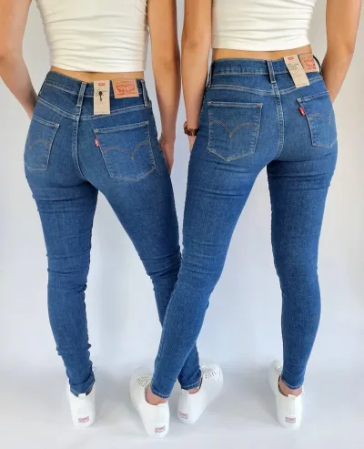 Jeans para dama Levis 720-0097 High Rise color azul