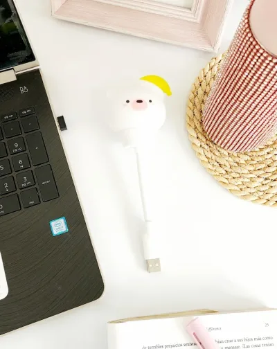 Lámpara USB diseño de oso color blanco