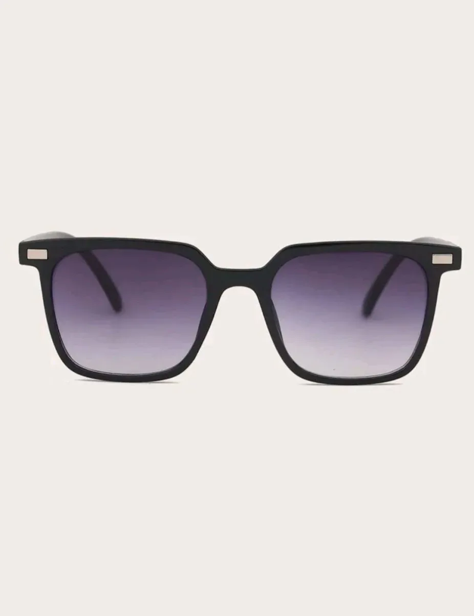 Lentes de sol para niño 6774 color negro con detalle en plateado