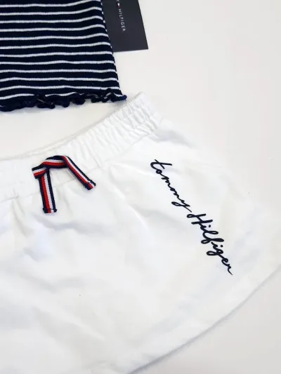 Conjunto Tommy Hilfiger para niña