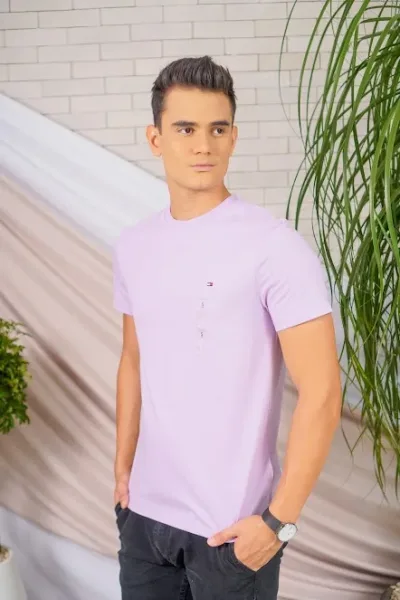 Camiseta Tommy Hilfiger para caballero color lila