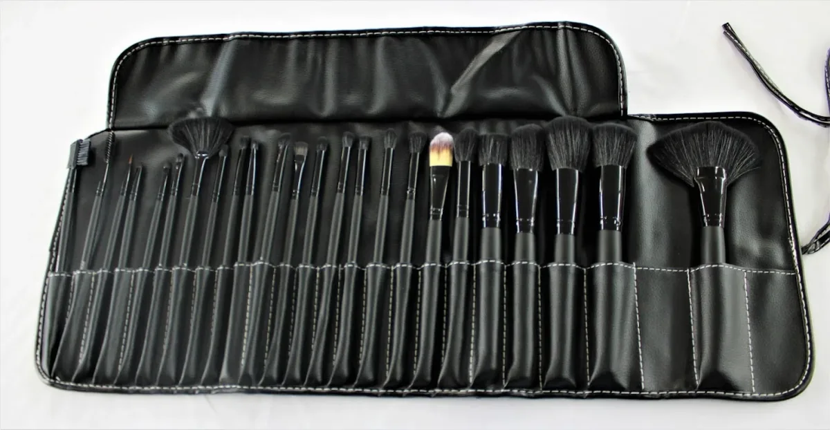Set de brochas para dama EBF24