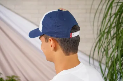 Gorra Levi´s para caballero color azul y blanco