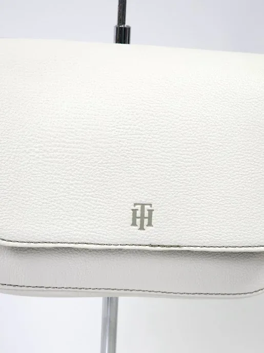 Bolso Tommy Hilfiger para dama color blanco