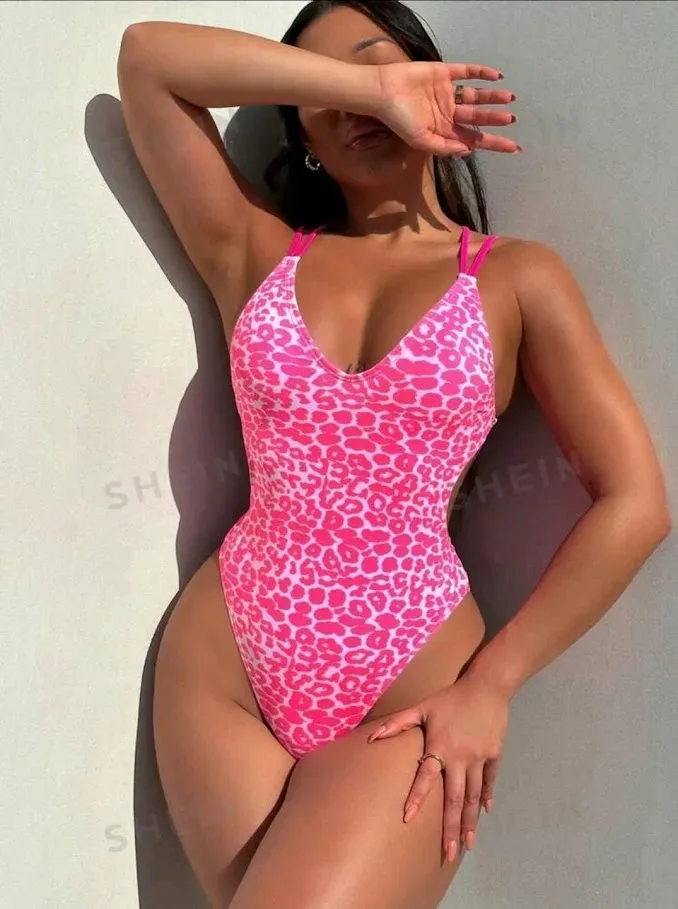 Vestido de baño color rosa para dama