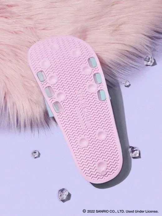 Sandalias para dama con diseño Hello Kitty and friends