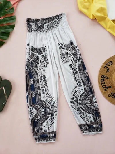 Pantalón Ingeart Resort para dama color blanco con estampado tribal