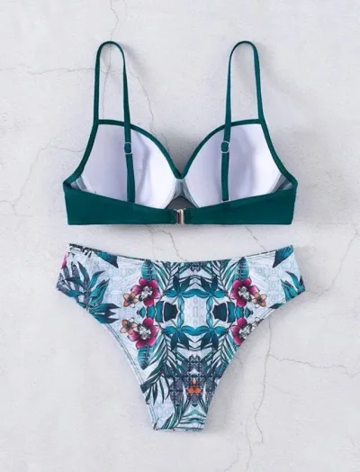 Vestido de baño para dama con diseño tropical