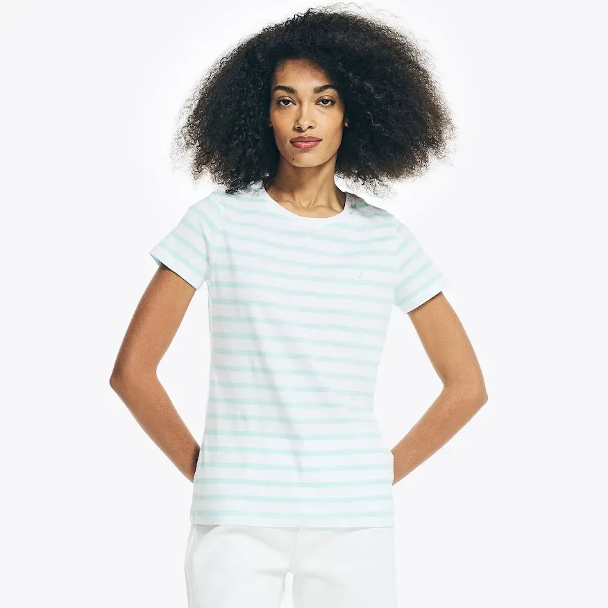 Camiseta Nautica para dama color celeste con blanco hueso
