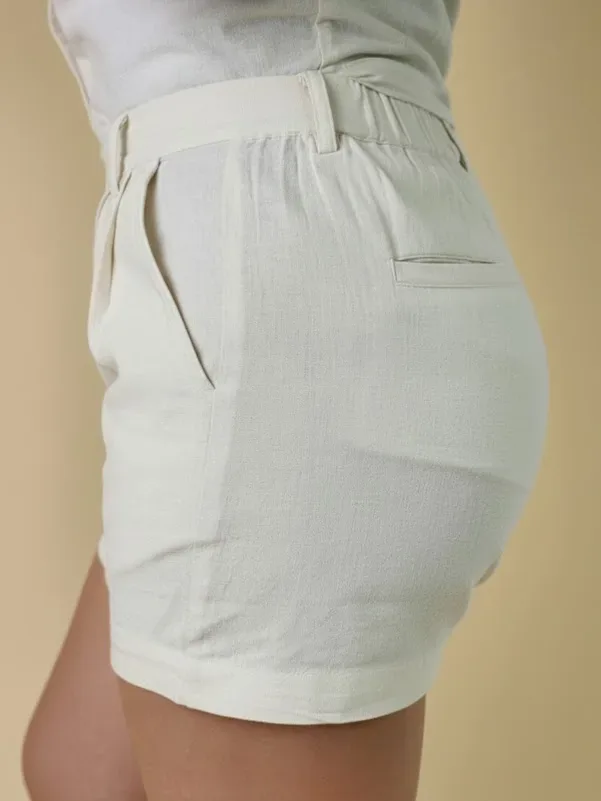 Short Estivaneli para dama BUW-24L-19894 COLOR BEIGE
