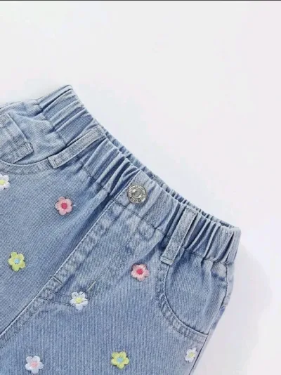 Short para niña floreado