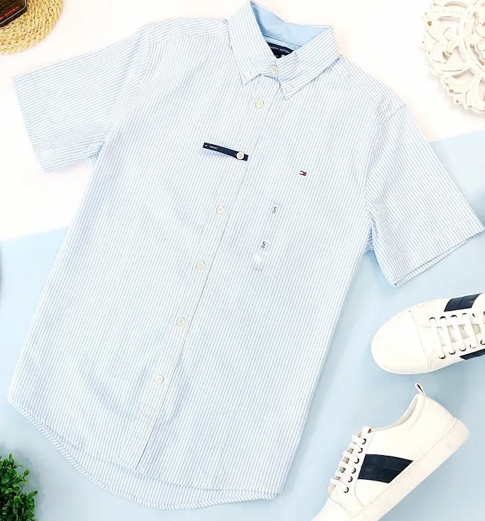 Camisa Tommy Hilfiger para caballero diseño a rayas