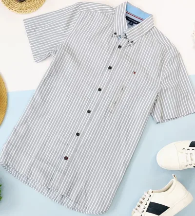 Camisa Tommy Hilfiger para caballero diseño a rayas