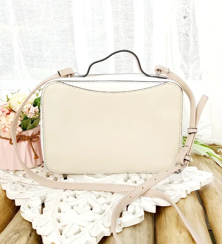 Bolso Nine West para dama color beige y blanco