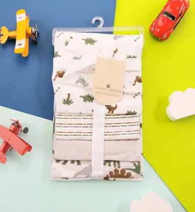 Conjunto de 4 franelas para niño tonos grises y verdes