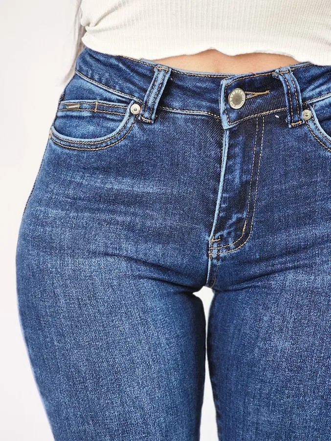 Jeans Hummer para dama High Rise color azul #3196
