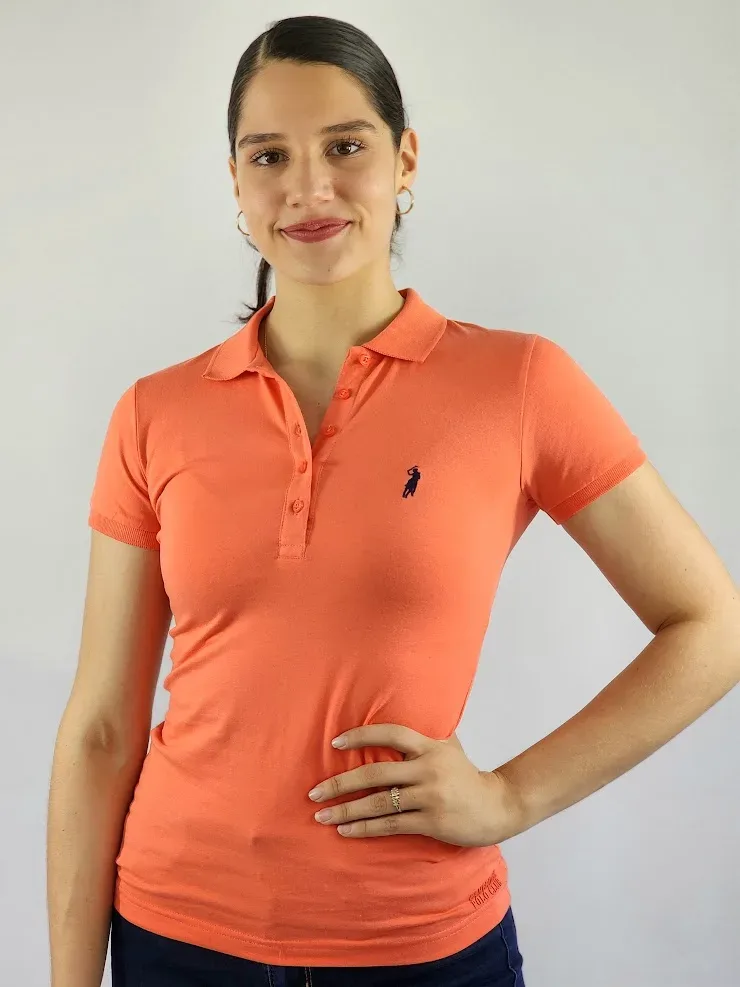 Camiseta Polo Cambrige Club para dama color coral