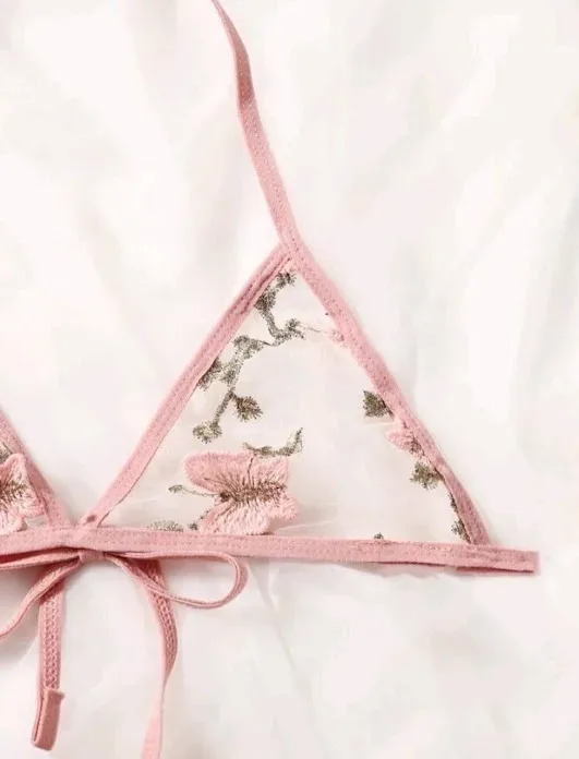 Set de lencería para dama color rosa diseño de mariposas