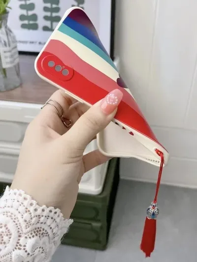 Funda para celular multicolor con diseño abstracto