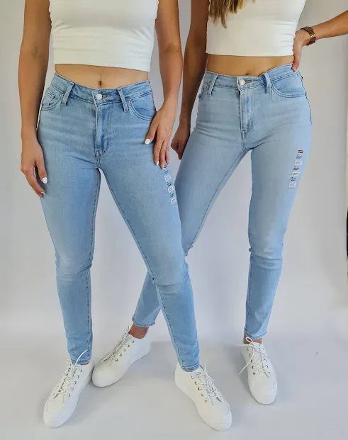 Jeans Levi's para damas 721-0281 skinny