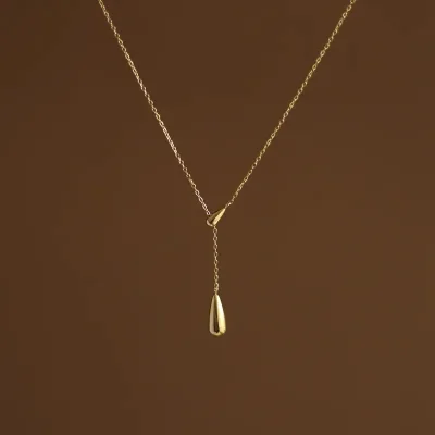 Collar de acero de titanio para dama color dorado