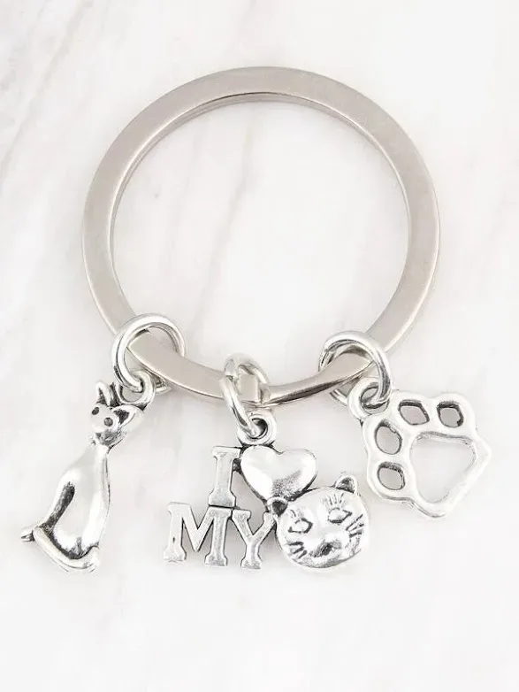 LLavero diseño de gato y huella