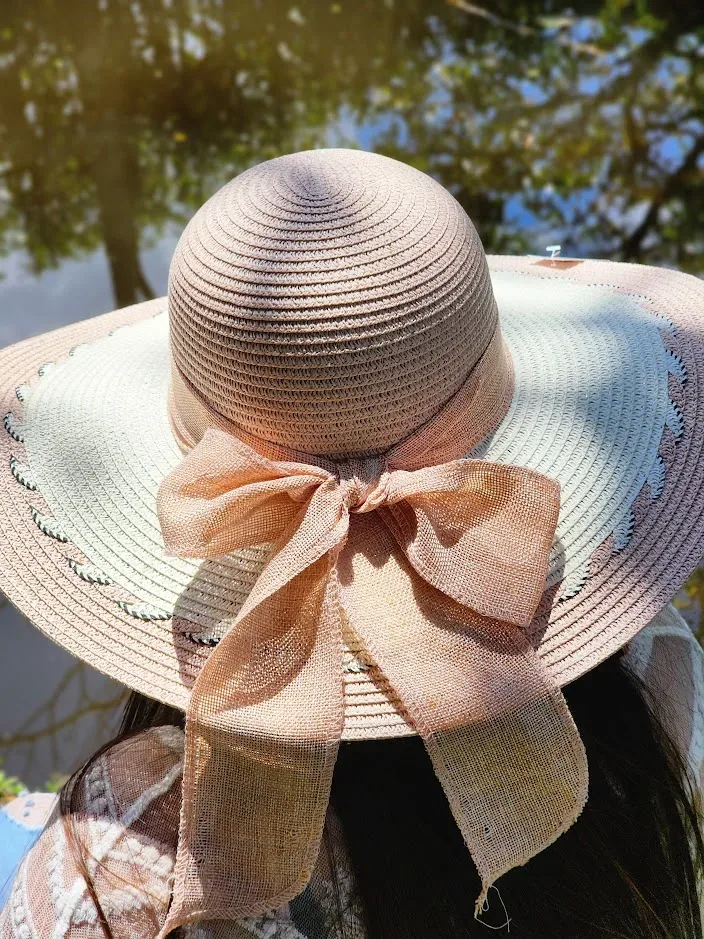 Sombrero para dama color rosado y beige