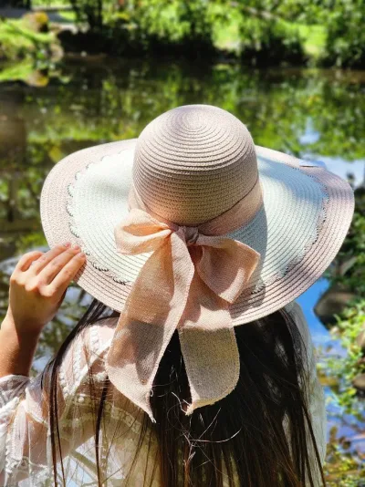 Sombrero para dama color rosado y beige