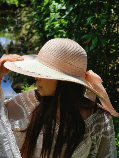 Sombrero para dama color rosado y beige