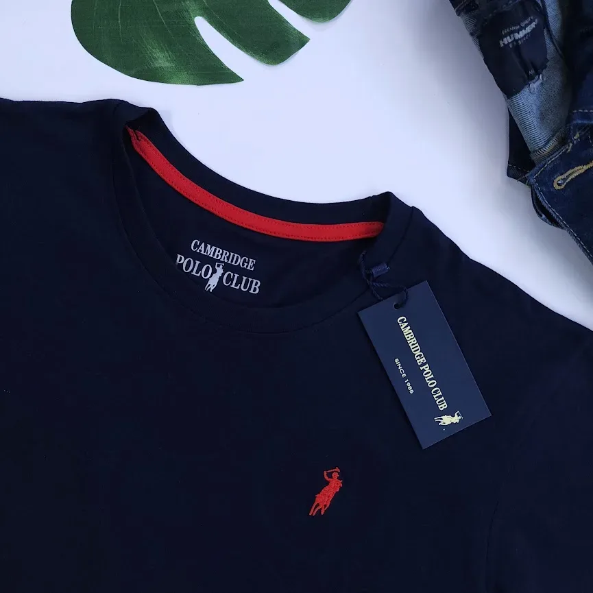 Camiseta Cambridge Polo Club para caballero .