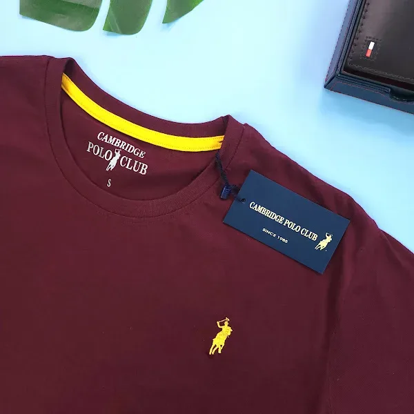 Camiseta Cambridge Polo Club para caballero .