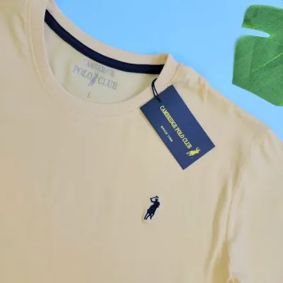 Camiseta Cambridge Polo Club para caballero .