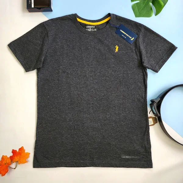 Camiseta Cambridge Polo Club para caballero .