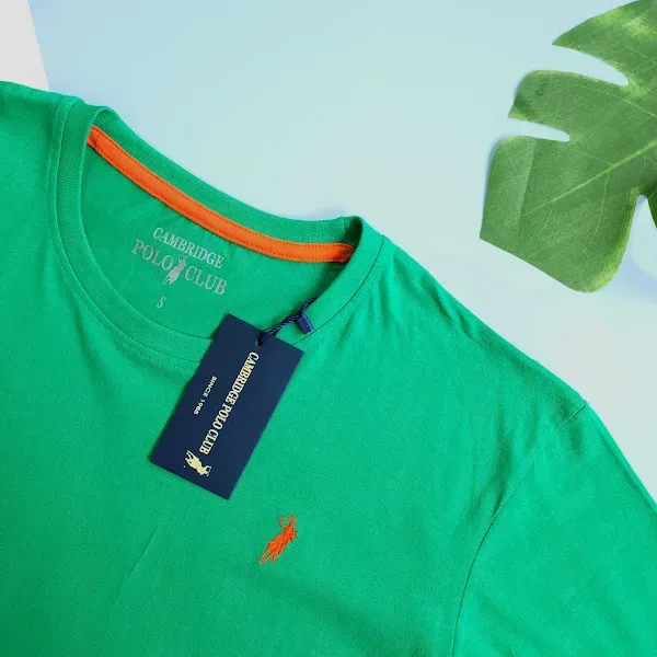 Camiseta Cambridge Polo Club para caballero .