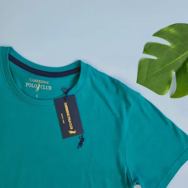 Camiseta Cambridge Polo Club para caballero .
