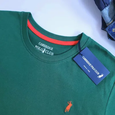 Camiseta Cambridge Polo Club para caballero .