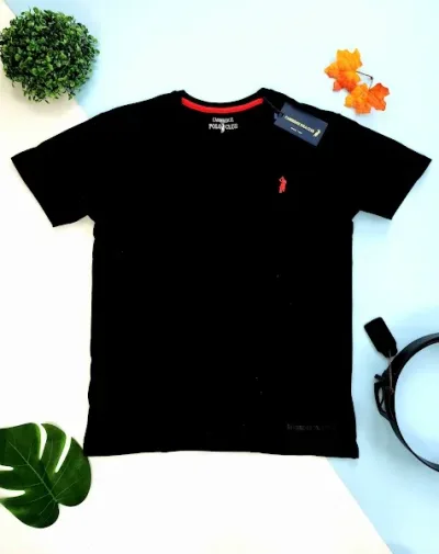 Camiseta Cambridge Polo Club para caballero .