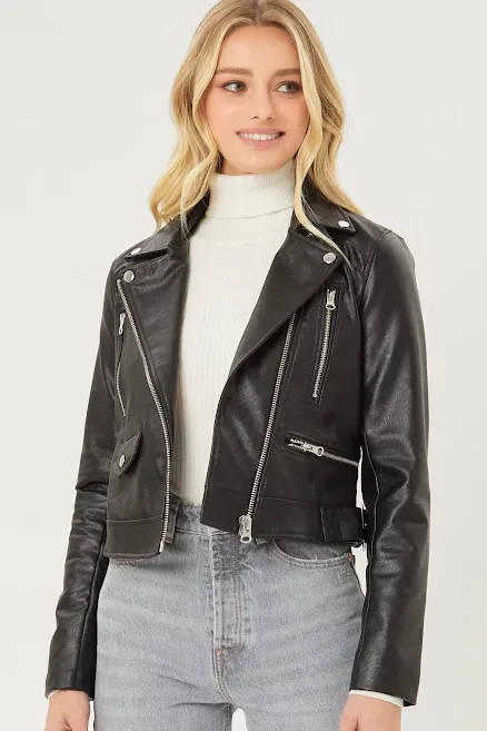 Jacket de cuerina para dama color negro
