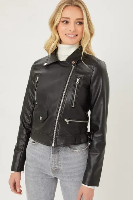 Jacket de cuerina para dama color negro