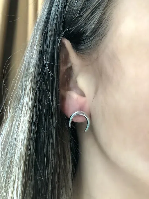 Par de aretes de acero inoxidable para dama color plateado