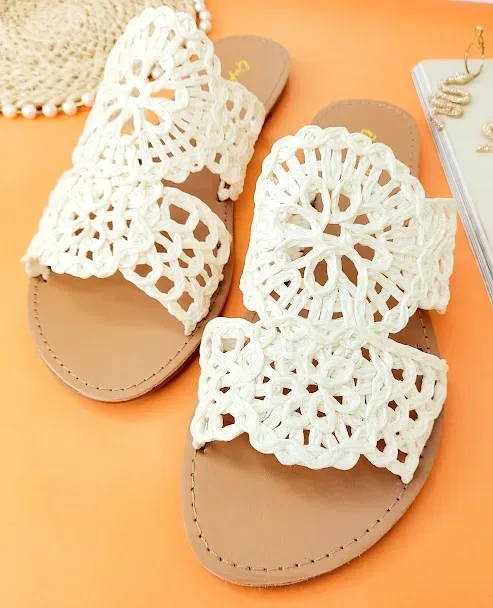 Sandalias para dama color beige y blanco