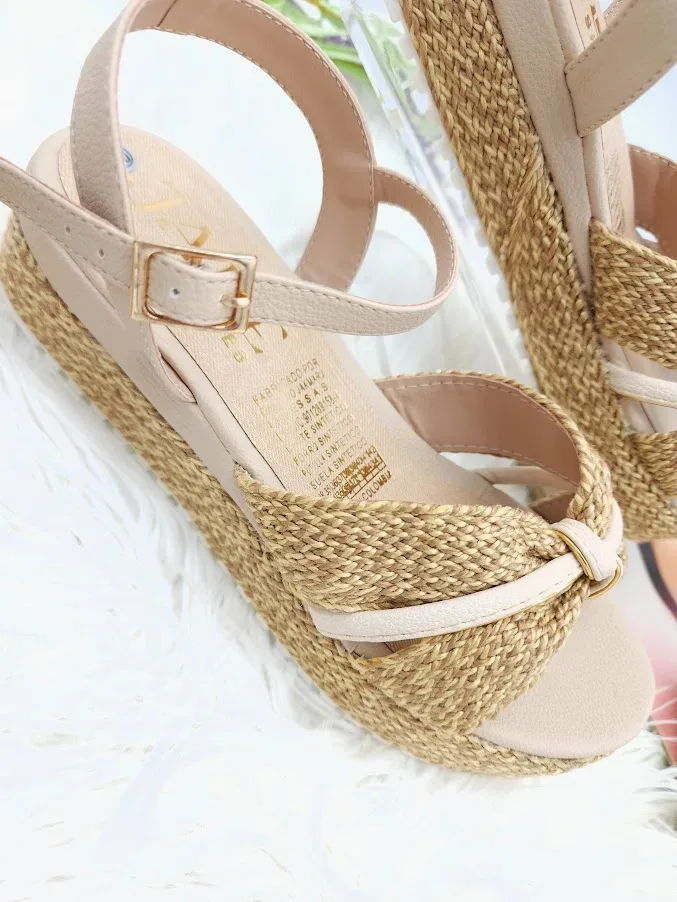 Sandalias Colombianas para Dama Beige T-33